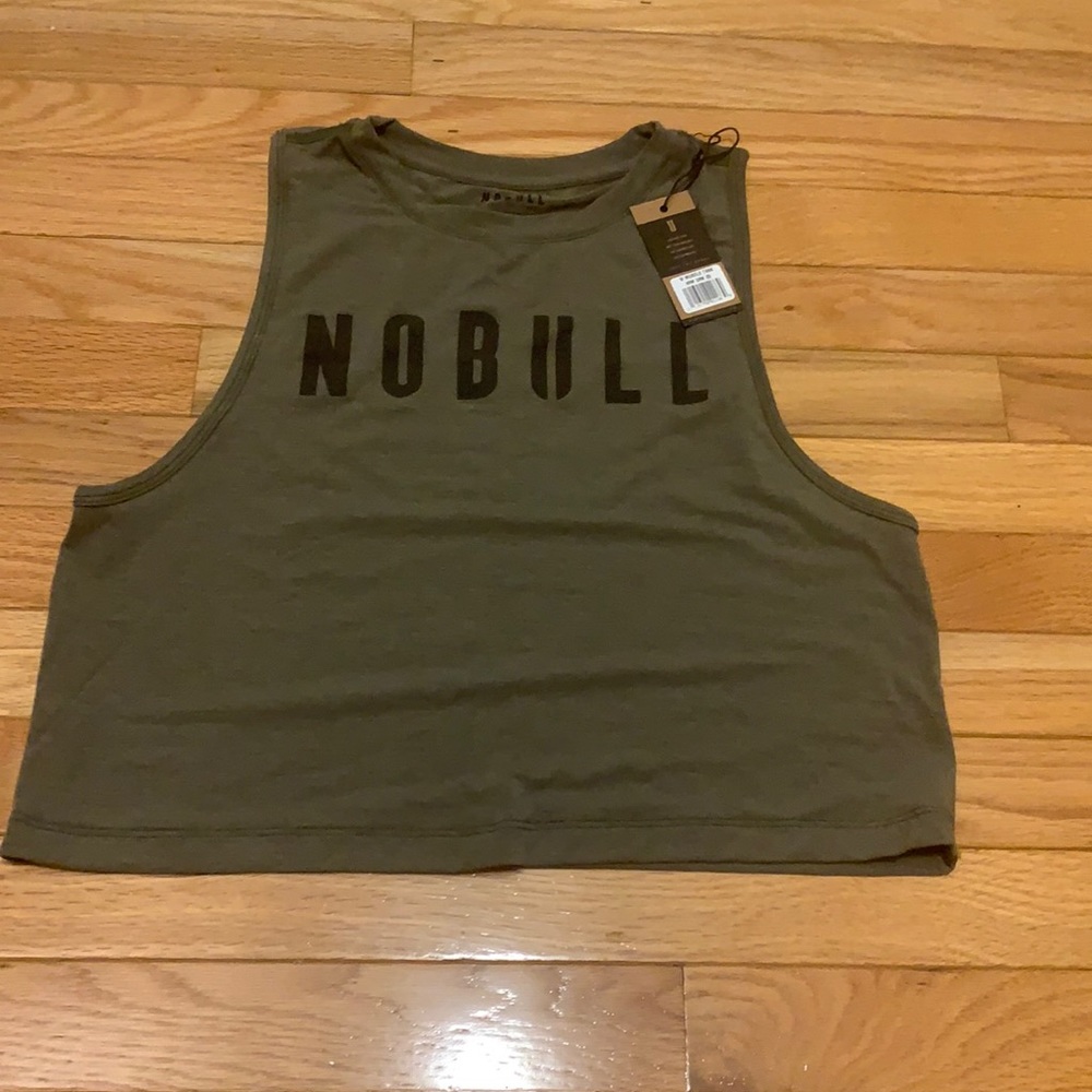 NWT No bull army green muscle crop top. Size small